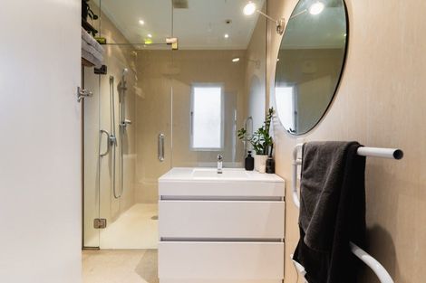 Photo of property in 43 Duckworth Street, Andersons Bay, Dunedin, 9013