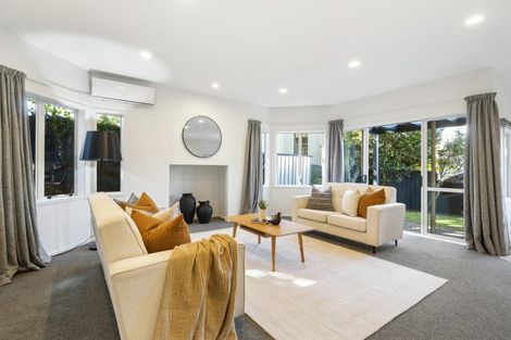 Photo of property in 4/19 Rodney Road, Northcote Point, Auckland, 0627