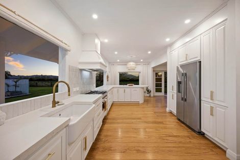 Photo of property in 161 Monument Road, Clevedon, 2582