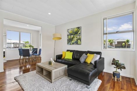Photo of property in 18 Orly Avenue, Mangere, Auckland, 2022