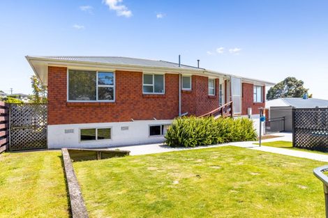 Photo of property in 5 Handley Place, Glen Avon, New Plymouth, 4312