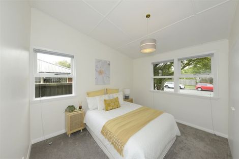 Photo of property in 16 Roslyn Avenue, Mairehau, Christchurch, 8052