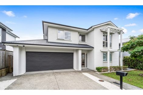 Photo of property in 29 Mettam Drive, Swanson, Auckland, 0614