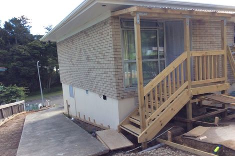 Photo of property in 17 Sapphire Place, Bayview, Auckland, 0629