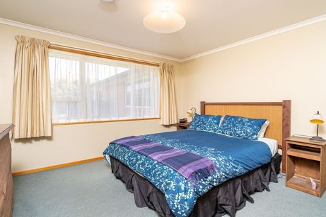 Photo of property in 2 Sunninghurst Drive, Fairfield, Dunedin, 9018