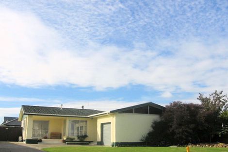 Photo of property in 21 Chippendale Crescent, Highbury, Palmerston North, 4412