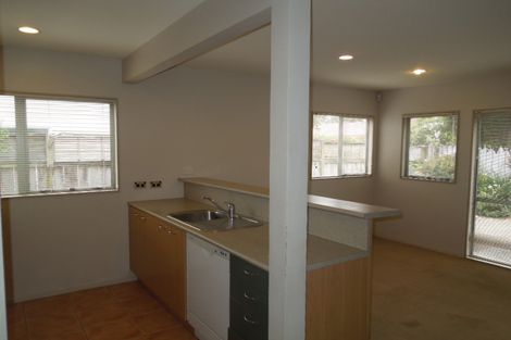 Photo of property in 11/103 Swanson Road, Henderson, Auckland, 0610