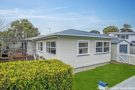 Photo of property in 16b Campbell Street, Waiuku, 2123