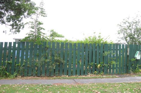 Photo of property in 6 Comet Crescent, Mangere, Auckland, 2022