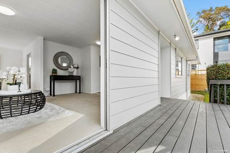 Photo of property in 42 Awaruku Road, Torbay, Auckland, 0630