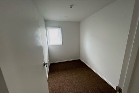 Photo of property in 11a Crestview Rise, Papakura, 2110