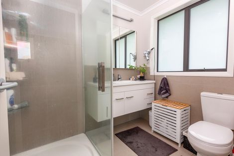 Photo of property in 24 Tokerau Crescent, Pukekohe, 2120