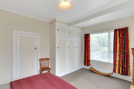 Photo of property in 73 Corson Avenue, Beckenham, Christchurch, 8023