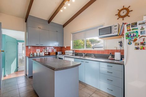 Photo of property in 69 Akitio Esplanade, Akitio, Pongaroa, 4991