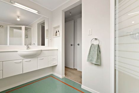 Photo of property in 10a Birman Close, Half Moon Bay, Auckland, 2012
