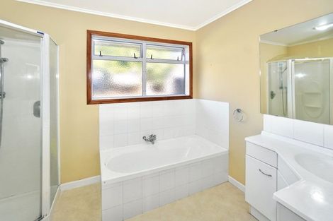 Photo of property in 8 Gilmore Street, Te Puke, 3119