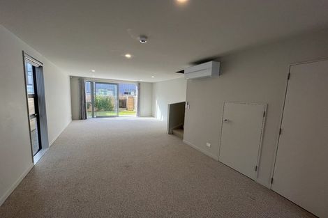 Photo of property in 2/130 Richmond Street, Petone, Lower Hutt, 5012