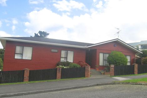 Photo of property in 9 Viewmont Drive, Harbour View, Lower Hutt, 5010