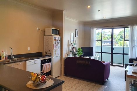 Photo of property in 222/3 Morningside Drive, Morningside, Auckland, 1025