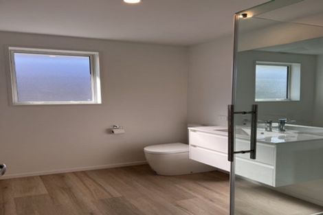 Photo of property in 18 Derrett Place, Saint Martins, Christchurch, 8022