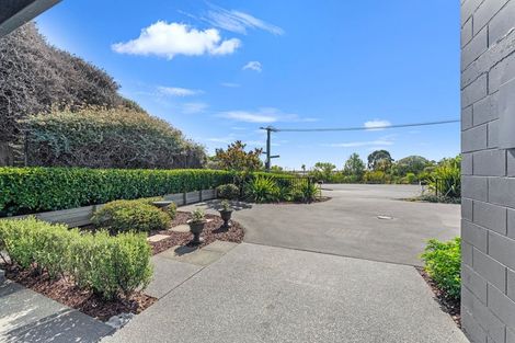Photo of property in 2/80 Mccormacks Bay Road, Mount Pleasant, Christchurch, 8081