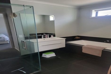 Photo of property in 5 Pikao Retreat, Papamoa Beach, Papamoa, 3118