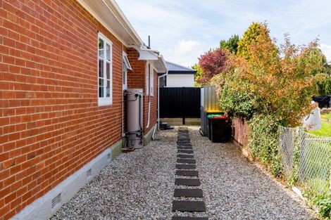 Photo of property in 5 Queen Street, Brighton, Dunedin, 9035