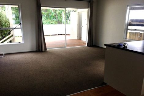 Photo of property in 1/127 Atkinson Road, Titirangi, Auckland, 0604