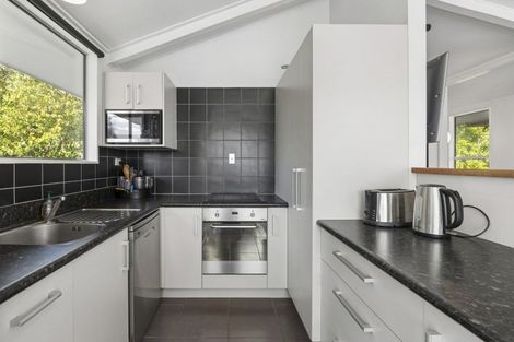 Photo of property in 14 Ogilvie Road, Kinloch, Taupo, 3377