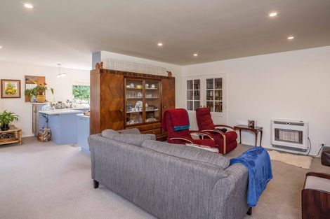 Photo of property in 8 Leigh Place, Paraparaumu Beach, Paraparaumu, 5032