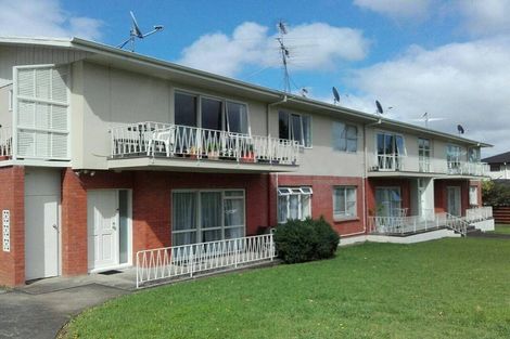 Photo of property in 2/101 Nelson Street, Howick, Auckland, 2014