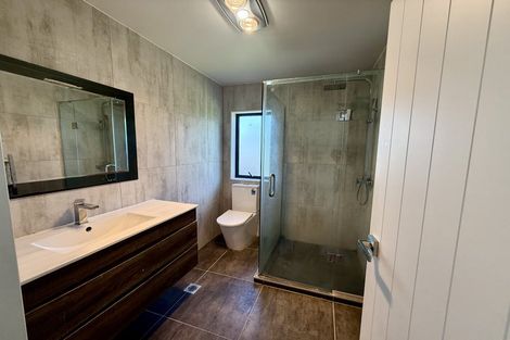 Photo of property in 1/4017 Great North Road, Glen Eden, Auckland, 0602