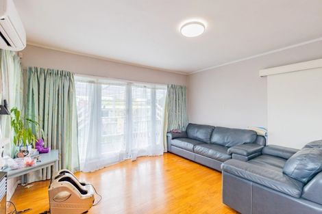 Photo of property in 1/88 Tirimoana Road, Te Atatu South, Auckland, 0602