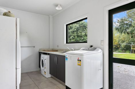 Photo of property in 18 Parkview Place, Riverdale, Gisborne, 4010