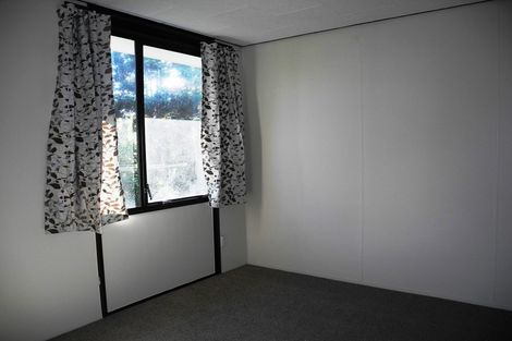 Photo of property in 1/5 Compass Place, Te Atatu Peninsula, Auckland, 0610