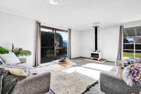 Photo of property in 12 Villa Place, Bell Block, New Plymouth, 4312