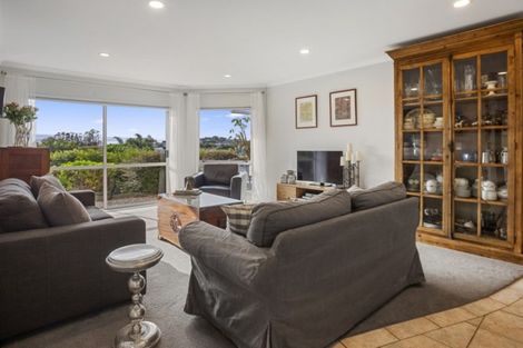 Photo of property in 191a Omokoroa Road, Omokoroa, 3114