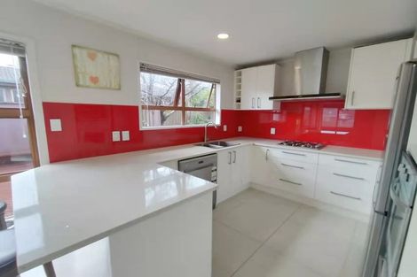 Photo of property in 69 Stanniland Street, Sunnyhills, Auckland, 2010