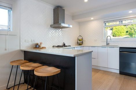 Photo of property in 1/75 Newhaven Terrace, Mairangi Bay, Auckland, 0630