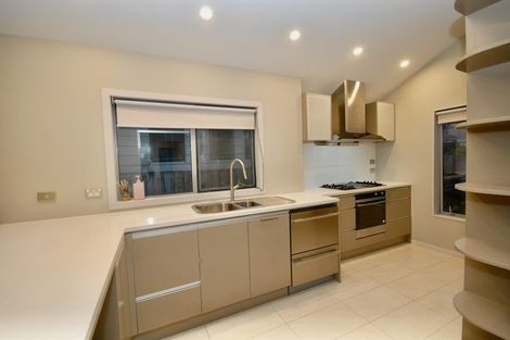 Photo of property in 15b Hillcrest Avenue, Hillcrest, Auckland, 0627