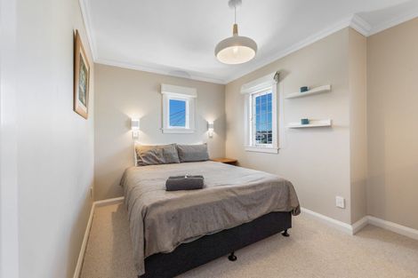 Photo of property in 26 Baring Terrace, Strandon, New Plymouth, 4312