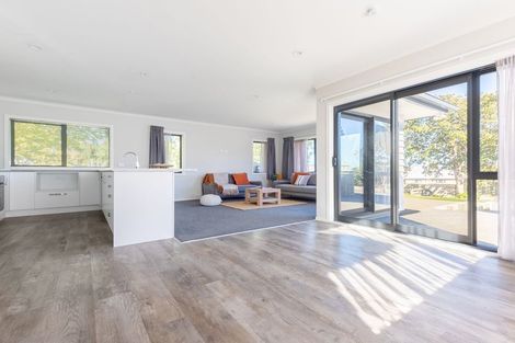 Photo of property in 16a Utauta Street, Waikanae, 5036