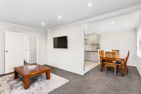 Photo of property in 95 Everglade Drive, Totara Heights, Auckland, 2105