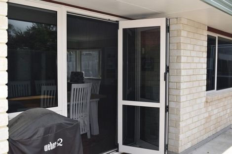 Photo of property in 35d William Wong Place, Carterton, 5713