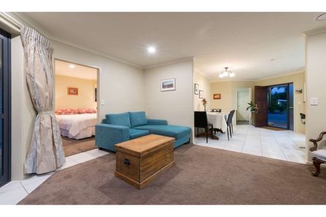 Photo of property in 2 Cochrane Drive, Kerikeri, 0230