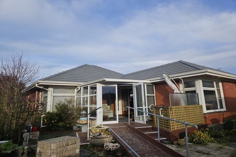 Photo of property in 135 Bower Avenue, New Brighton, Christchurch, 8083
