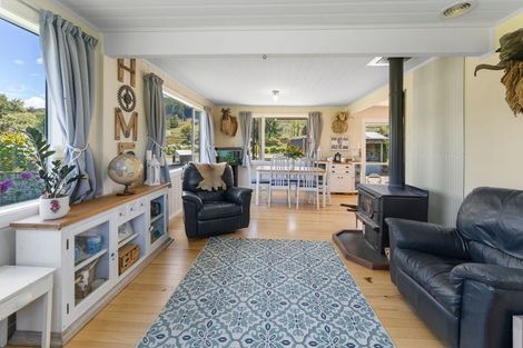 Photo of property in 4 Leigh Road, Foxhill, Wakefield, 7095