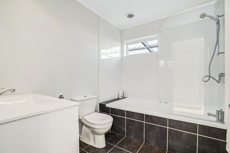 Photo of property in 8a Bains Avenue, Hamilton East, Hamilton, 3216