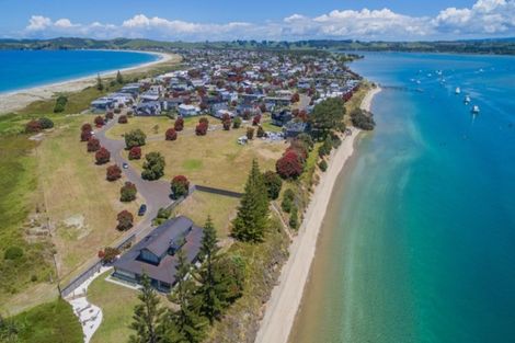 Photo of property in 275 Omaha Drive, Omaha, 0986