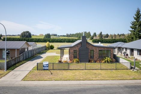 Photo of property in 59 Orbell Crescent, Te Anau, 9679